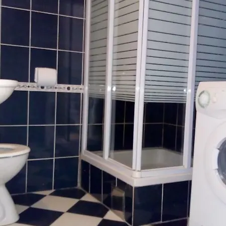 Apartment Zuti 2 *